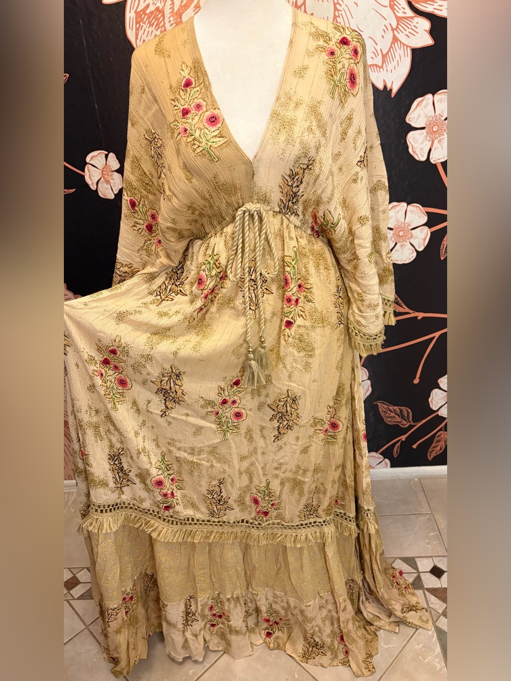 NWT Romantic Golden Champagne Butterfly Sleeve Maxi Dress - Picture 7 of 14